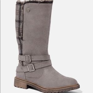 Just Fab Grey Plaid Fur Boots
